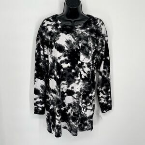 Jenni NWT Women's Long Sleeve Round Neck Sleep Shirt Size S White Dynamic Tiedye